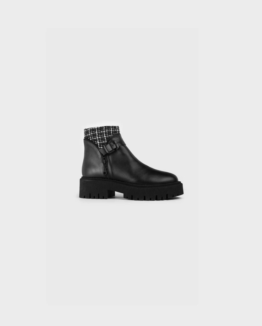Anne Fontaine Dorval Black Leather Boots for Women - Elegant Ankle Booties