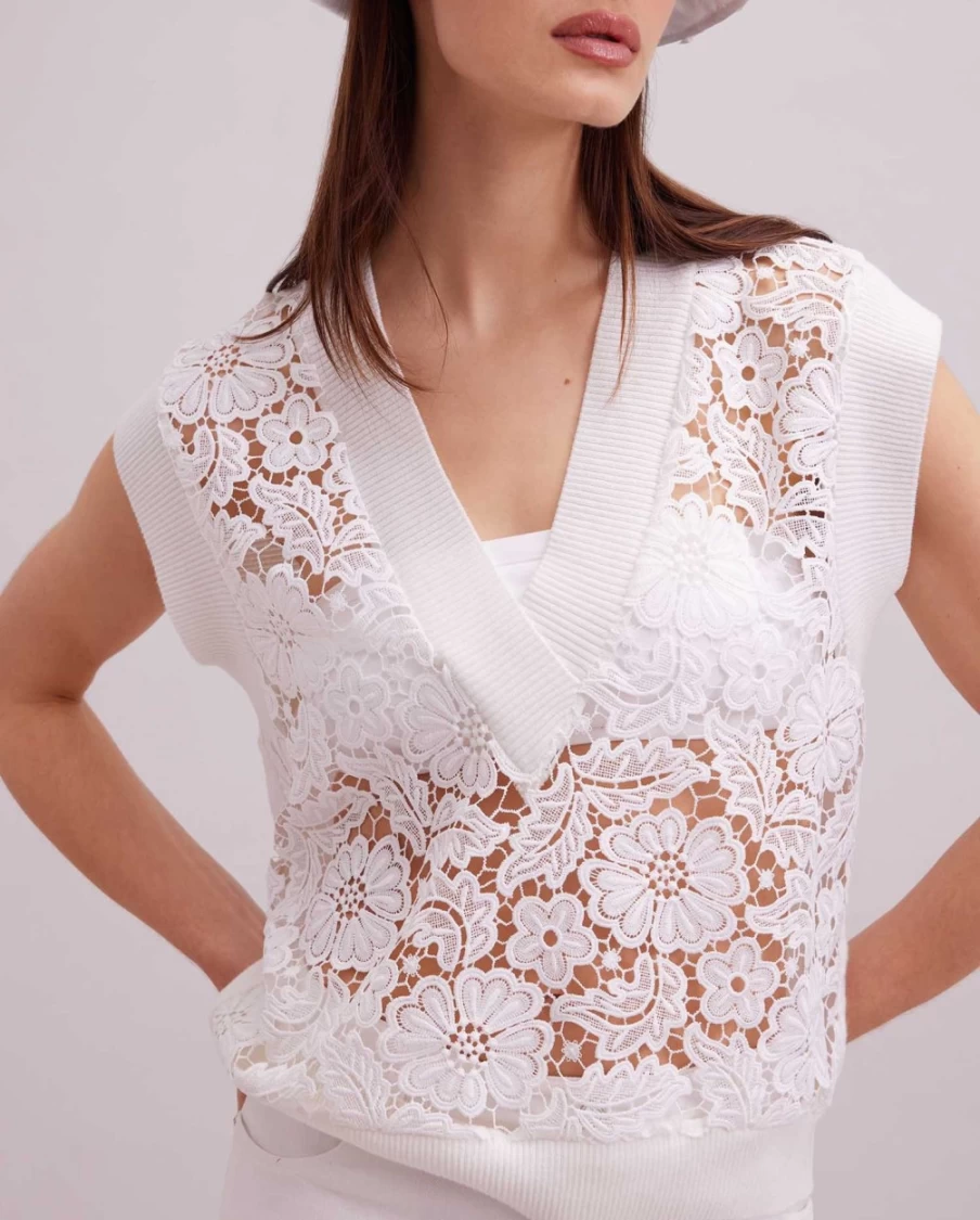 Anne Fontaine White Ombelle Vest - Elegant Women's Waistcoat for Stylish Outfits