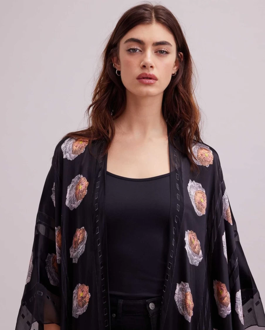 Anne Fontaine Imono Kimono - Elegant Japanese-Inspired Wrap