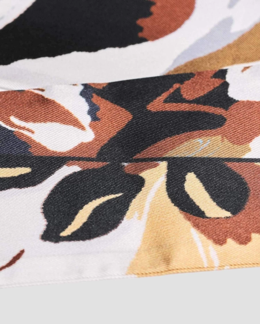 Anne Fontaine Silk Treble Tie Scarf – Elegant Women's Fashion Accessory