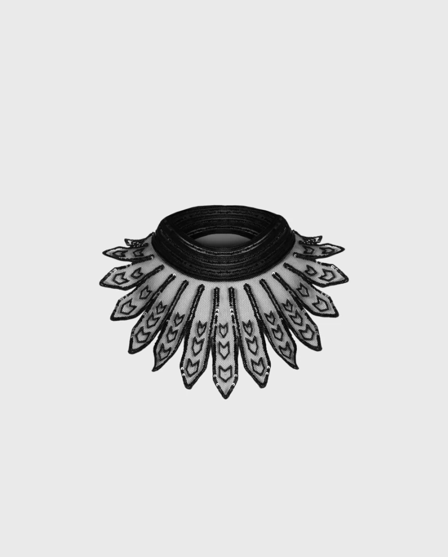 Anne Fontaine Elegant Taslima Collar - Timeless Women's Fashion Accessory