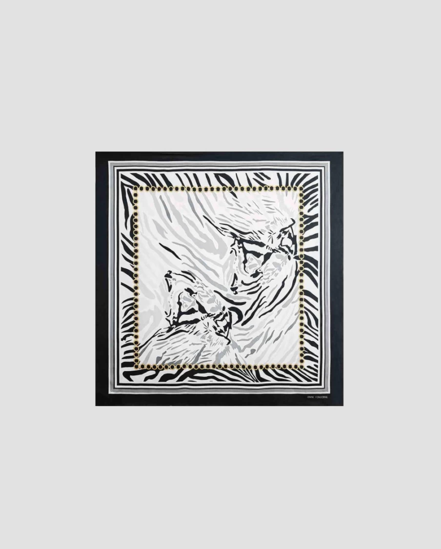 Anne Fontaine Luxury Terene Scarf - Elegant Fashion Accessory for Women