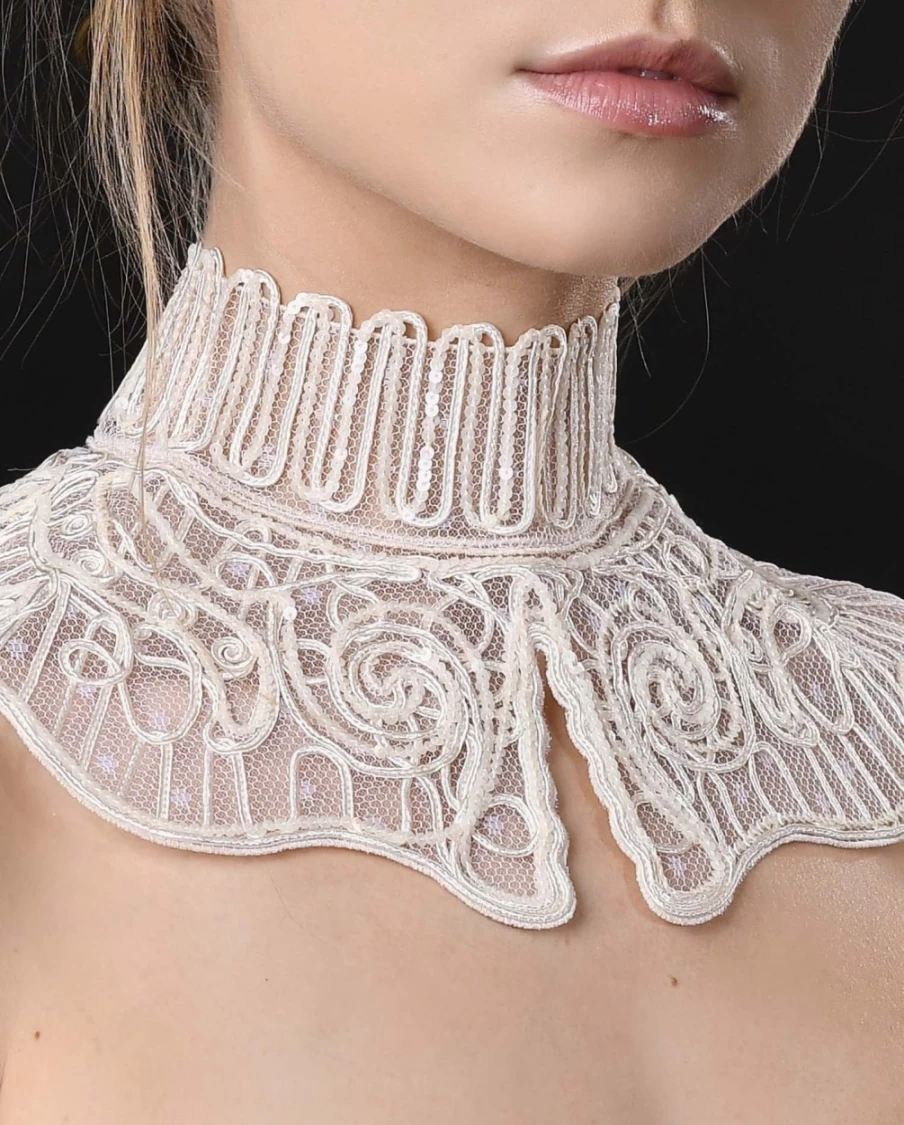 Anne Fontaine Tsarina Collar Elegant Women's Detachable Necklace Accessory